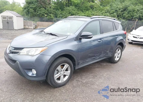 2014 Toyota Rav4 Xle z USA, uszkodzony, nr VIN 2T3WFREV2EW081314